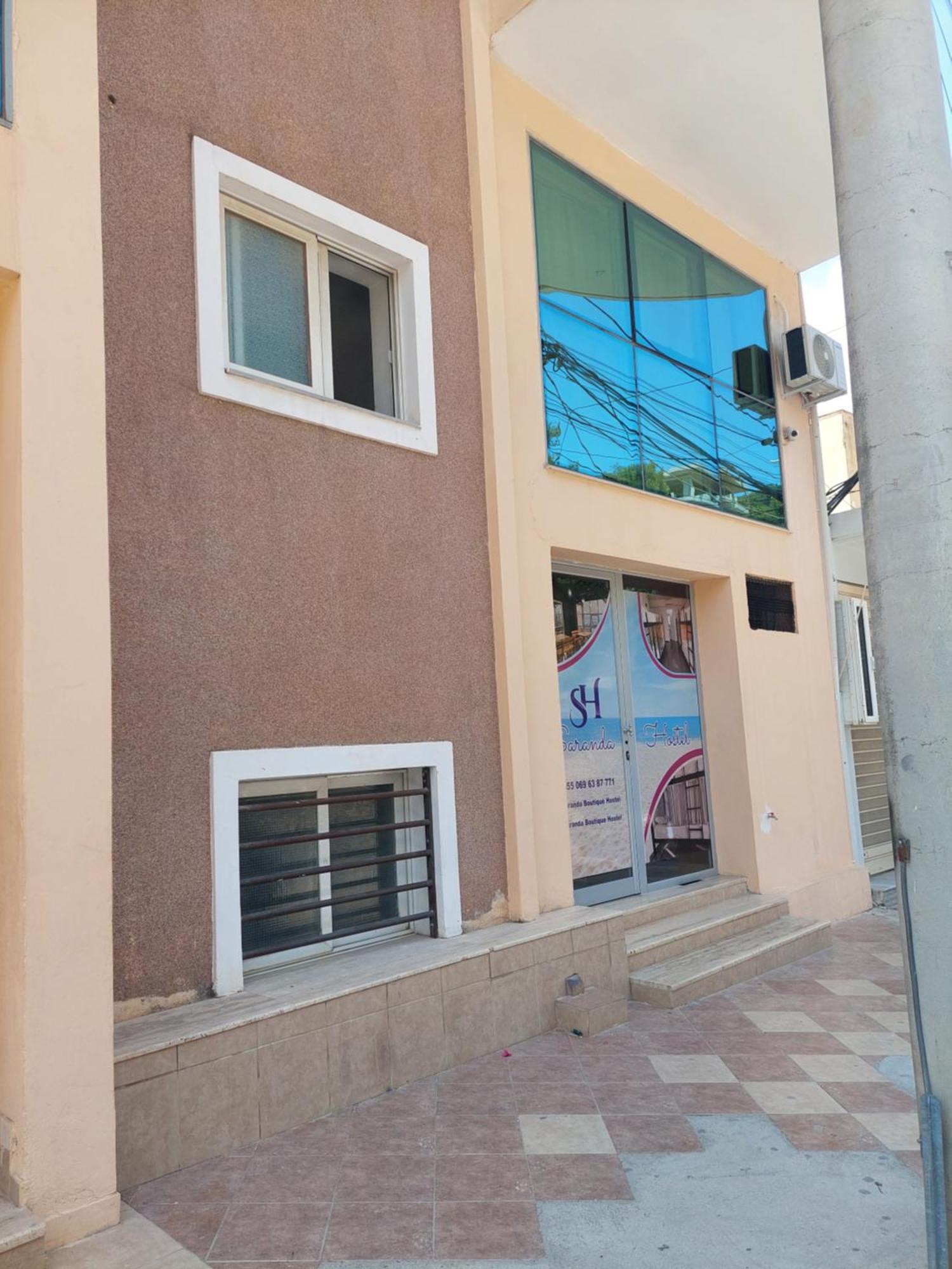 Saranda Boutique Hostel ภายนอก รูปภาพ
