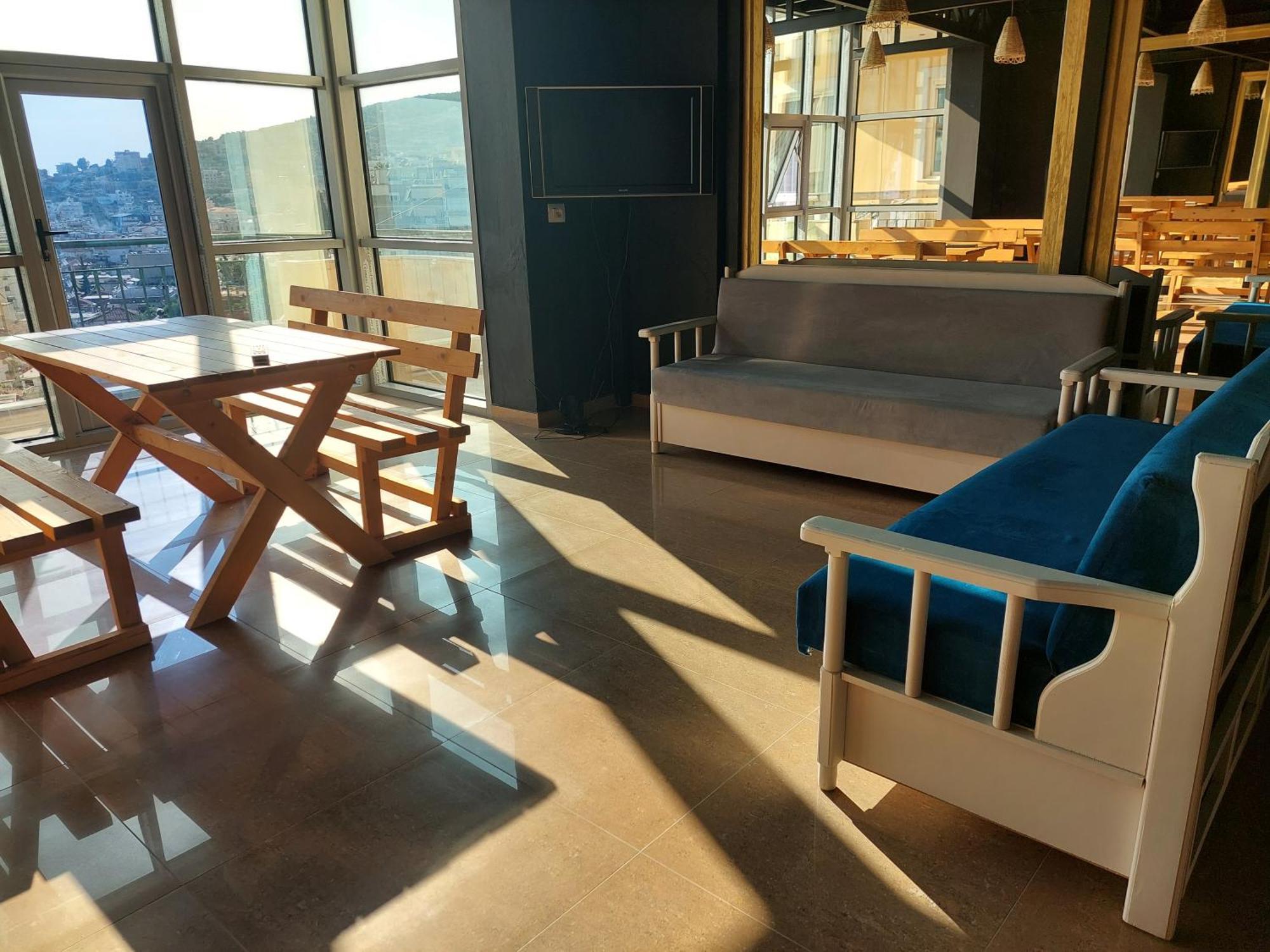 Saranda Boutique Hostel ภายนอก รูปภาพ