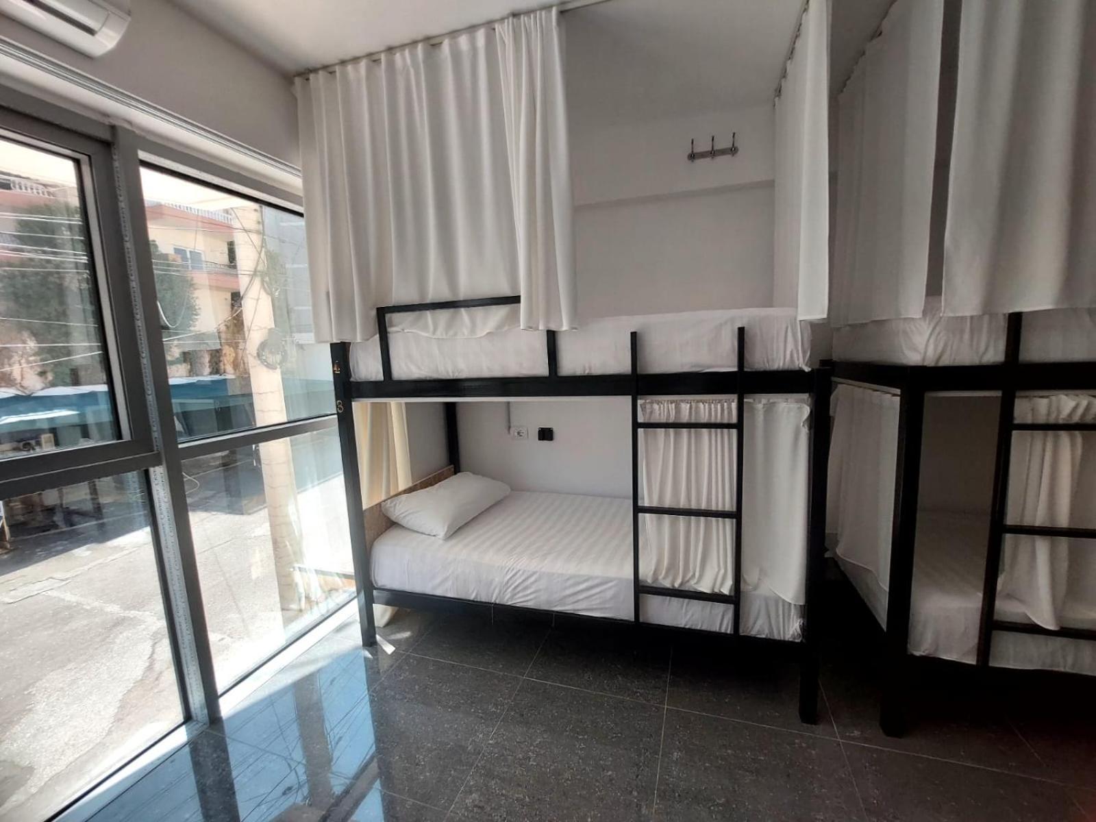 Saranda Boutique Hostel ภายนอก รูปภาพ